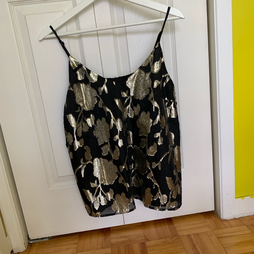 Reitmans Black and Gold Patterned Top